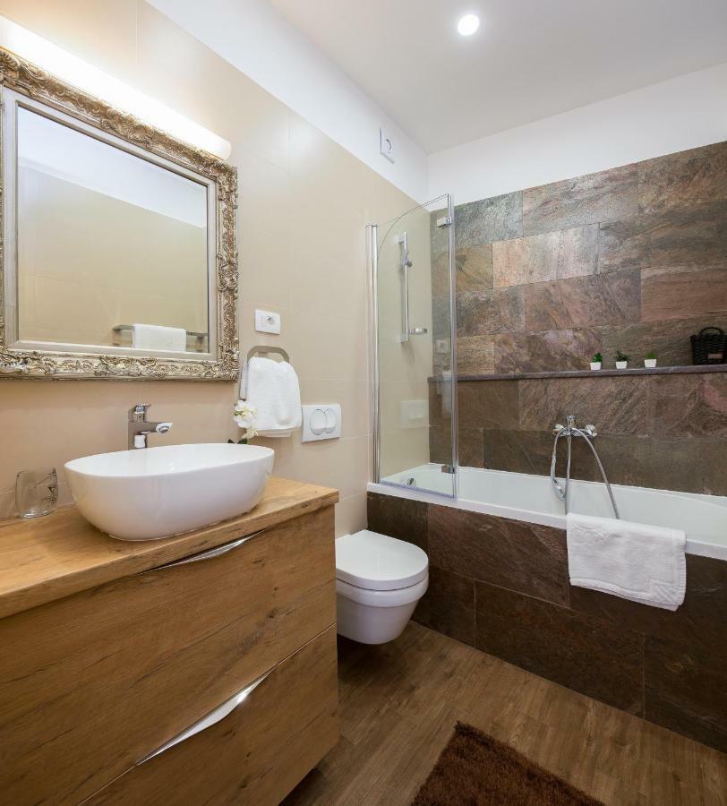 Luxury Apartment Luce Спліт Екстер'єр фото